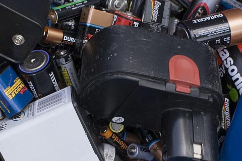 平顶山报废电池回收-上门回收废旧电池|高价铅酸蓄电池回收